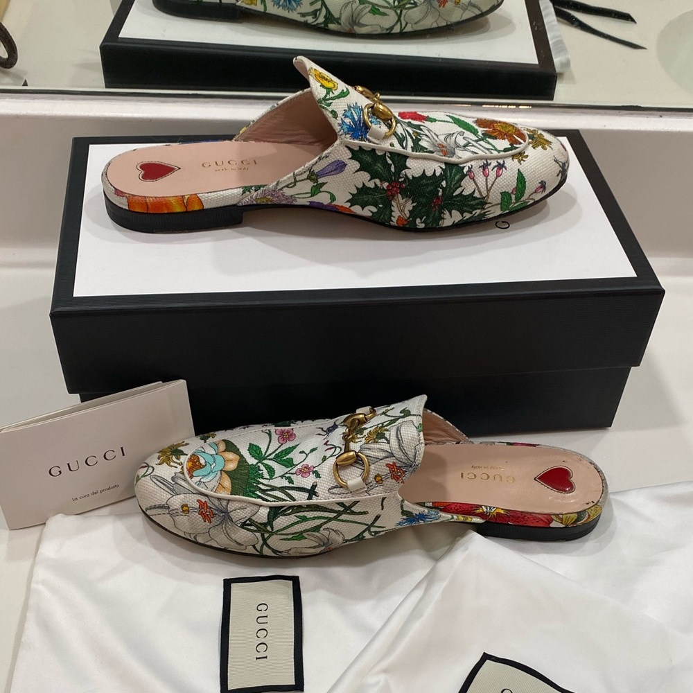 Gucci Princetown White Floral Canvas Loafers sandals EU 38 - Picture 10 of 16